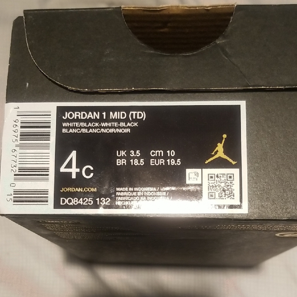 Jordan 1 Mid (TD) White and Black Shoes